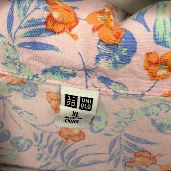 Uniqlo Womens Tropical Hawaiian Floral Button-down Short Sleeved Size XL GUC - Picture 2 of 6